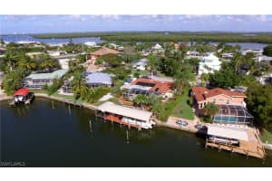 340 Randy Ln, Fort Myers Beach, FL 33931, Sold 09/26/17