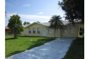 1530 Medford Pl, Lehigh Acres, FL 33936, Sold 03/16/17