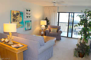 2737 W Gulf Dr UNIT 215, Sanibel, FL 33957, Sold 03/21/18