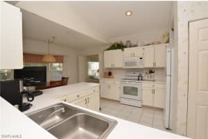 654 Wiggins Lake Dr, Naples, FL 34110, Sold 03/28/17