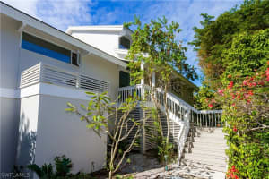 5403 Shearwater Dr, Sanibel, FL 33957, Sold 04/26/18