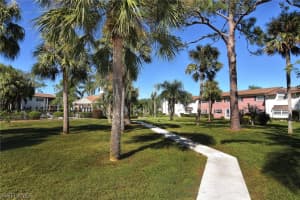 7019 New Post Rd Apt 7, North Fort Myers, FL 33917, Sold 01/24/18