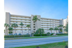 10475 Gulf Shore Dr, Naples, FL 34108, Sold 07/20/17