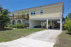12277 Boat Shell Dr, Matlacha Isles, FL 33991, Sold 03/31/17