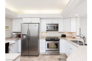 979 E Gulf Dr UNIT 252, Sanibel, FL 33957, Sold 04/26/17