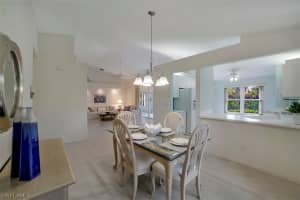 327 Emerald Bay Cir, Naples, FL 34110, Sold 09/28/17