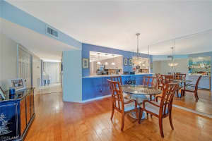 529 Lake Louise Cir, Naples, FL 34110, Sold 05/02/17