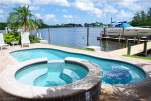 915 Prescott St, Fort Myers Beach, FL 33931, Sold 03/15/17