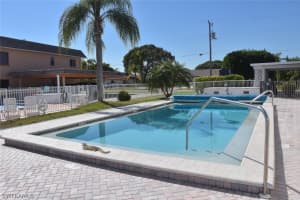 3631 SE 10th Ave APT 204, Cape Coral, FL 33904, Sold 12/20/17