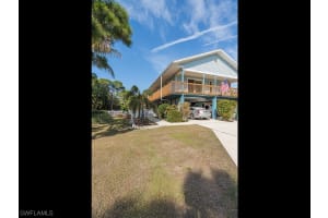 5600 Blyth Ct, Bokeelia, FL 33922, Sold 09/01/17