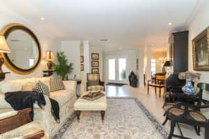 19 Winewood Ct, Fort Myers, FL 33919, Sold 03/23/18