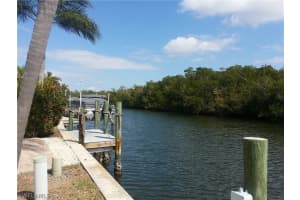 105 Blackbeard Way, Fort Myers Beach, FL 33931, Sold 04/25/17