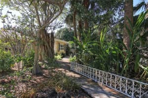 1429 Jamaica Dr, Sanibel, FL 33957, Sold 05/23/17