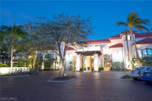 221 9th St S #325, Naples, FL 34102, Sold 03/19/19