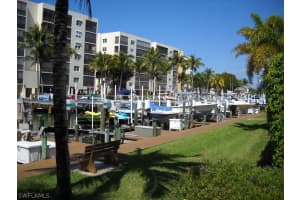 4361 Bay Beach Ln APT 424, Fort Myers Beach, FL 33931, Sold 05/01/17