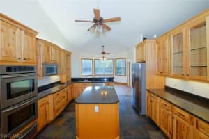 18801 Bridge Wood Ct, Alva, FL 33920, Sold 07/14/17