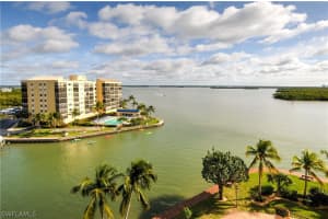 4265 Bay Beach Ln APT 725, Fort Myers Beach, FL 33931, Sold 05/16/17