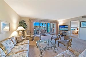 1011 Swallow Ave, Marco Island, FL 34145, Sold 12/15/17
