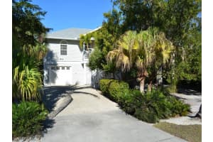 587 Sea Oats Dr, Sanibel, FL 33957, Sold 09/29/17