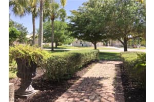 9962 Las Villas Ct, Fort Myers, FL 33919, Sold 07/28/17