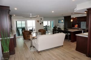 500 Estero Blvd APT 195, Fort Myers Beach, FL 33931, Sold 09/28/17