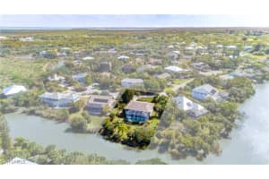 673 E Rocks Dr, Sanibel, FL 33957, Sold 01/16/18