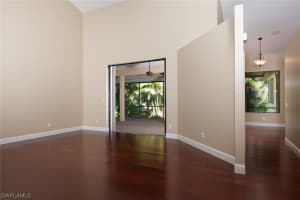 1915 Manchester Cir, Naples, FL 34109, Sold 05/15/17