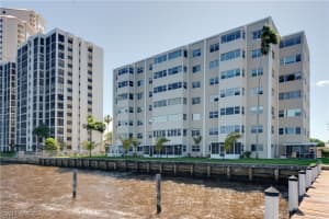 1900 Clifford St APT 405, Fort Myers, FL 33901, Sold 09/06/17