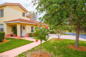 800 Diamond Cir, Naples, FL 34110, Sold 08/30/17