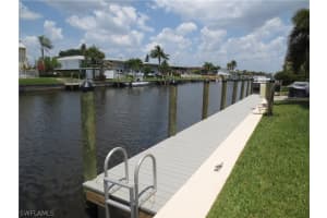 869 SE 46th Ln APT 210, Cape Coral, FL 33904, Sold 07/14/17
