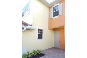 4390 Lazio Way APT 406, Fort Myers, FL 33901, Sold 07/19/17