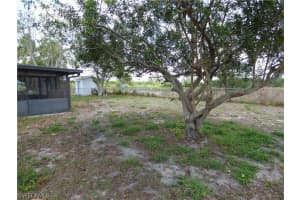 10743 Cocoatree Ct, Lehigh Acres, FL 33936, Sold 07/19/17