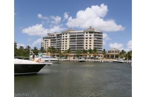 13665 Vanderbilt Dr, Naples, FL 34110, Sold 10/18/17