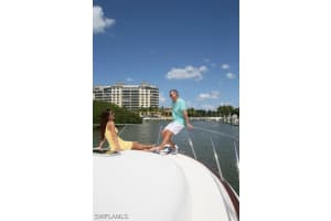 13665 Vanderbilt Dr, Naples, FL 34110, Sold 10/18/17