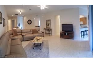 6020 Jonathans Bay Cir APT 302, Fort Myers, FL 33908, Sold 10/26/17