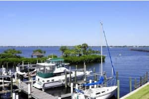 15100 Harbour Isle Dr APT 301, Fort Myers, FL 33908, Sold 11/30/17