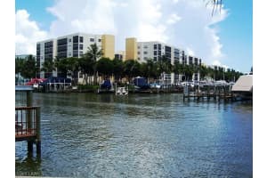4431 Bay Beach Ln APT 514, Fort Myers Beach, FL 33931, Sold 09/18/17