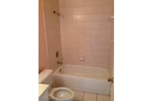 3825 Schoolhouse Rd E APT 7, Fort Myers, FL 33916, Sold 08/25/17