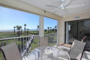 527 E Gulf Dr UNIT 102, Sanibel, FL 33957, Sold 08/31/17
