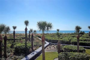 527 E Gulf Dr UNIT 102, Sanibel, FL 33957, Sold 08/31/17