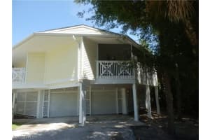 950 Moody Rd APT 107, North Fort Myers, FL 33903, Sold 10/27/17