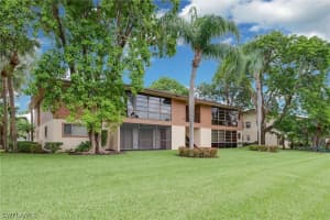 5713 Foxlake Dr APT 6, North Fort Myers, FL 33917, Sold 11/20/17