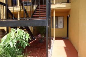 2925 Winkler Ave APT 906, Fort Myers, FL 33916, Sold 11/06/17