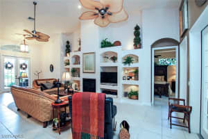 9842 Los Altos Ct, Fort Myers, FL 33919, Sold 09/22/17