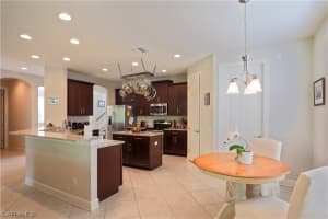 1678 Serrano Cir, Naples, FL 34105, Sold 10/11/17