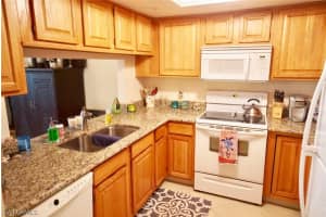 8805 Lateen Ln APT 103, Fort Myers, FL 33919, Sold 12/07/17
