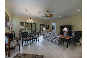 5025 Maxwell Cir, Naples, FL 34105, Sold 05/29/18