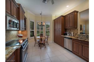 5025 Maxwell Cir, Naples, FL 34105, Sold 05/29/18
