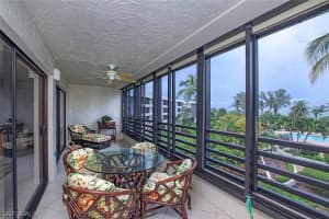 1605 Middle Gulf Dr UNIT 222, Sanibel, FL 33957, Sold 04/02/18