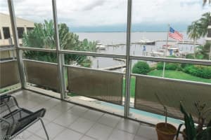 2350 W First St APT 302, Fort Myers, FL 33901, Sold 08/11/17